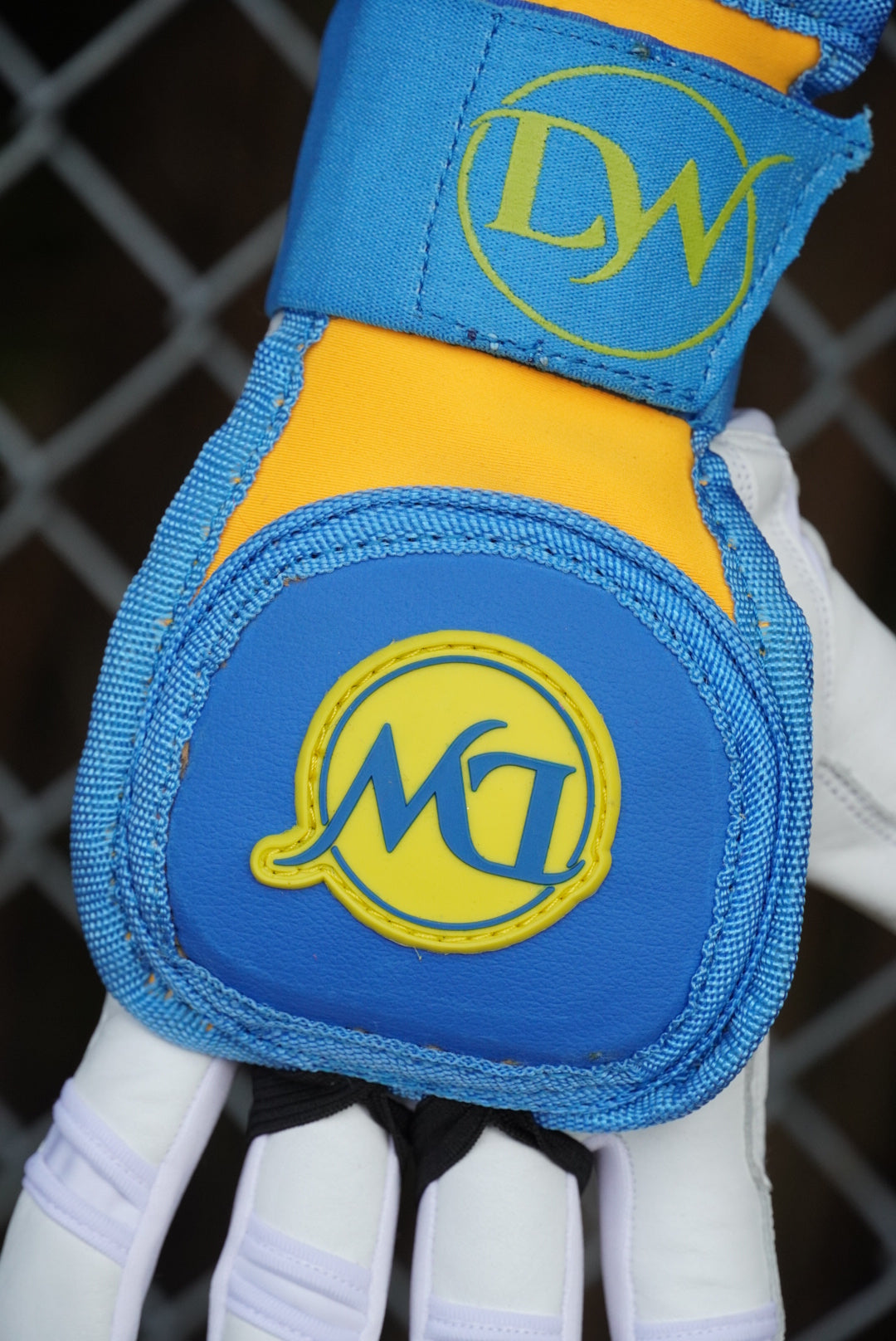 Protector de Mano Azul Cielo/Amarillo