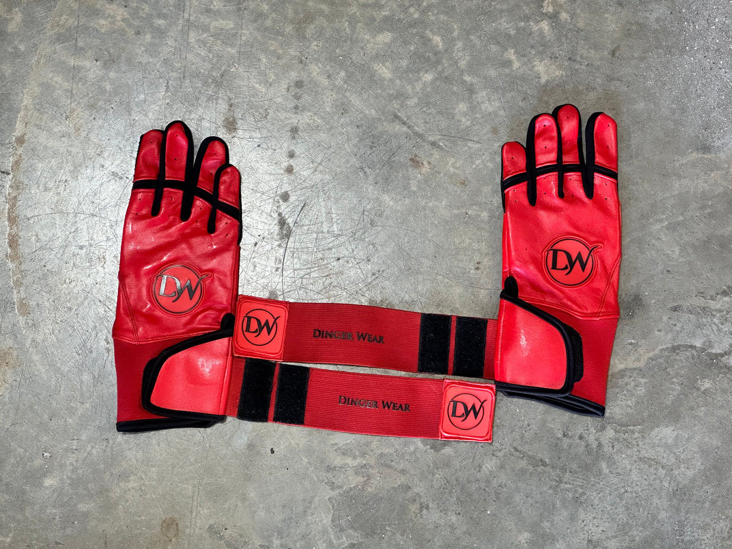 RED/BLACK Batting Glove