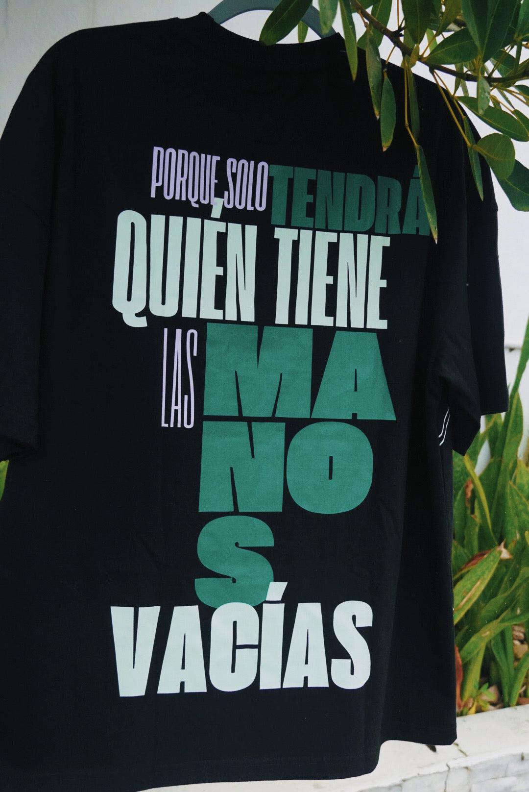 "Manos Vacías" Camisa Con Mangas
