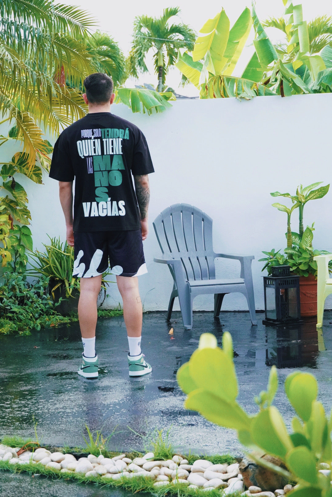 "Manos Vacías" Camisa Con Mangas