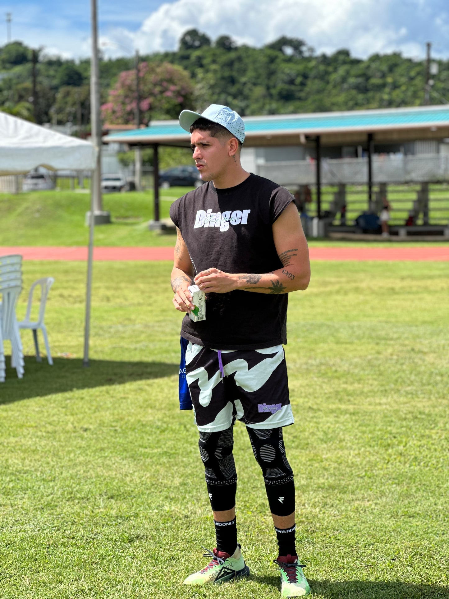 "Manos Vacías" Camisa Sin Mangas