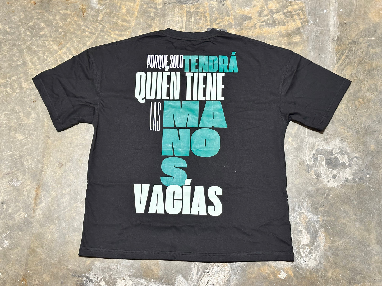 "Manos Vacías" Camisa Con Mangas