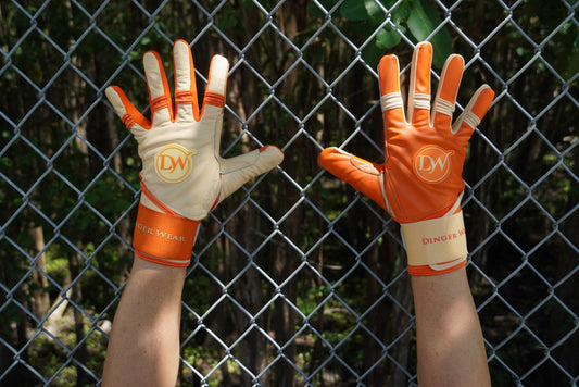 ORANGE/ CREMA Batting Gloves